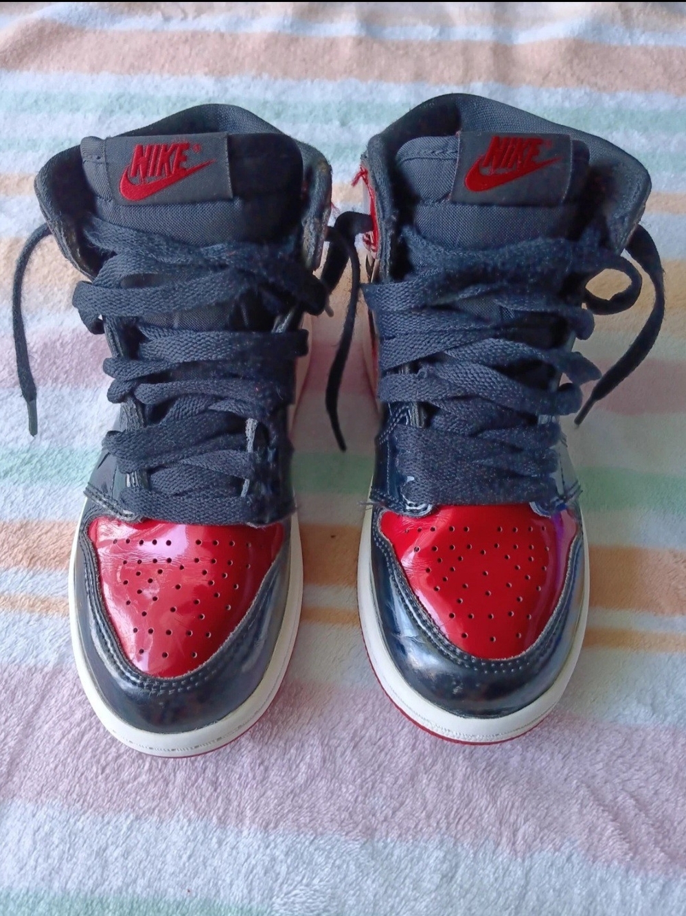 Jordan 1 Retro High OG Patent Bred Kids Size 13C